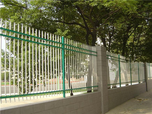 小區(qū)鋅鋼護欄